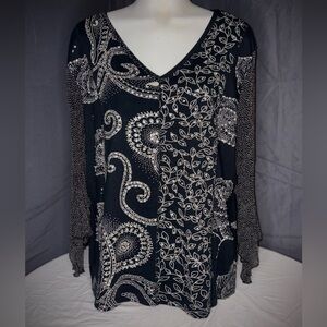 Bila Black and White Floral Paisley Blouse